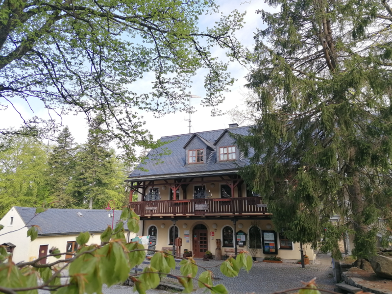 Tourismus-Gebäude der LEADER-REGION an den Greifenstein mit Tourisinformationsservice