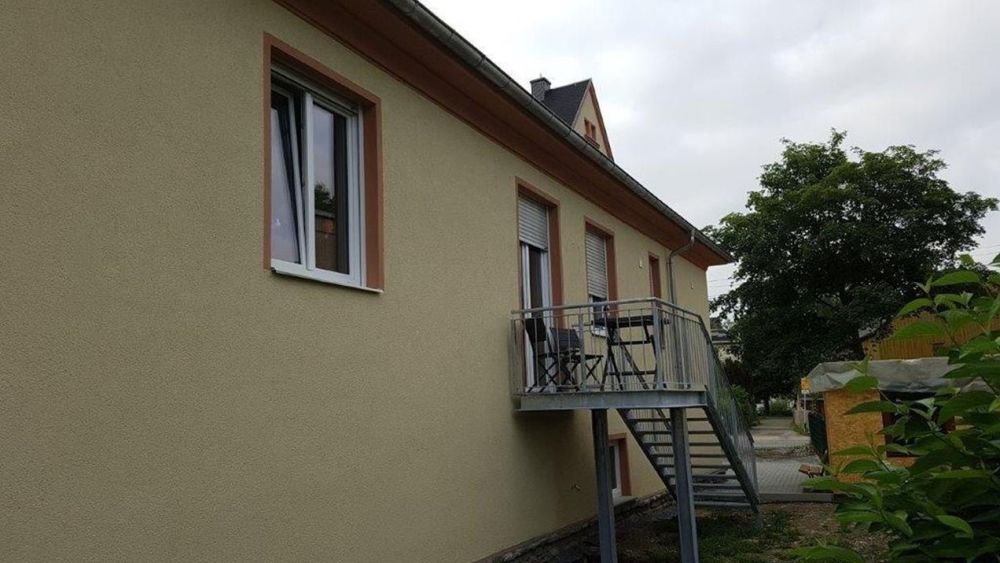 Außenansicht des ehemaligen Wannenbades mit Treppenzugang Außenansicht des ehemaligen Wannenbades mit Treppenzugang (Link öffnet sich in einem Popupfenster mit vergrößerter Ansicht des Bildes.)