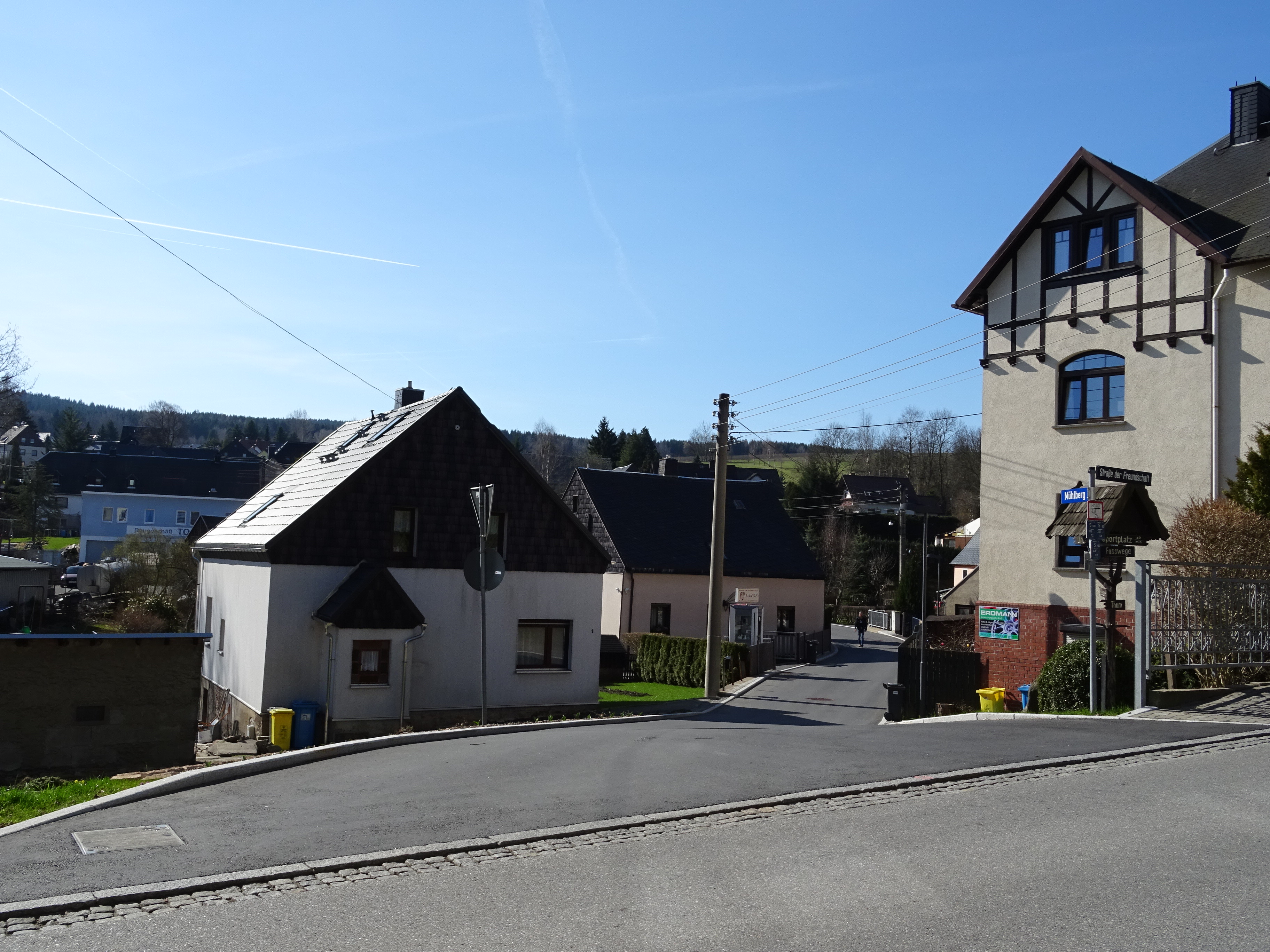 Ansicht Hauptstraße auf Abzweig Mühlberg (Link öffnet in einem Popupfenster)